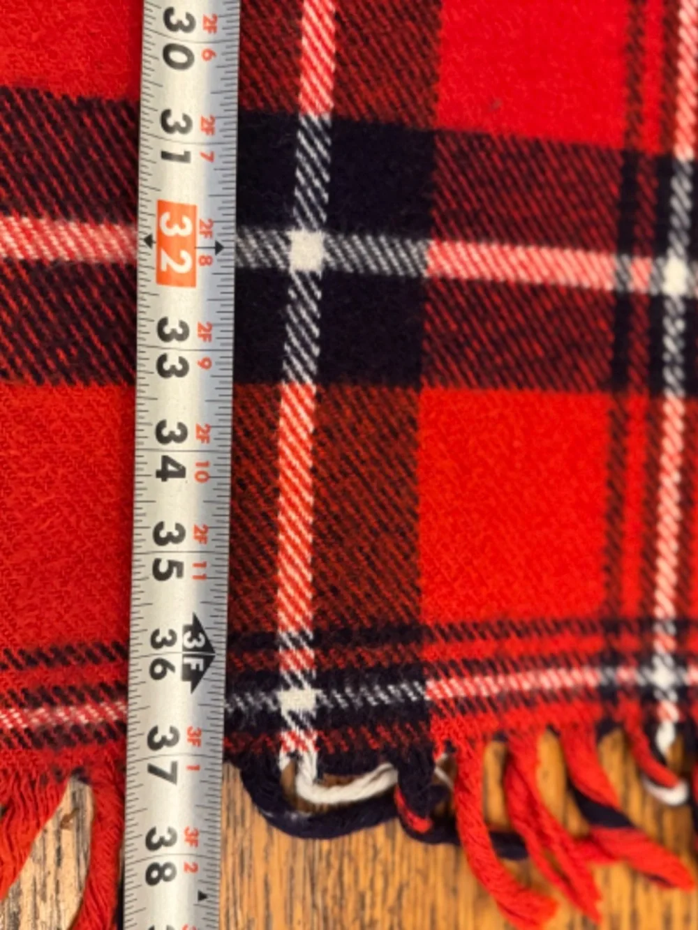 VINTAGE FARIBO RED PLAID THROW/STADIUM/CAMP BLANKET